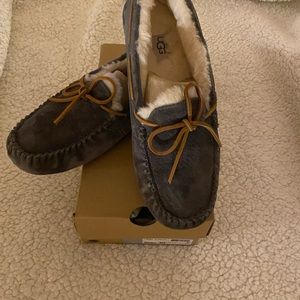 Uggs women’s Dakota slippers